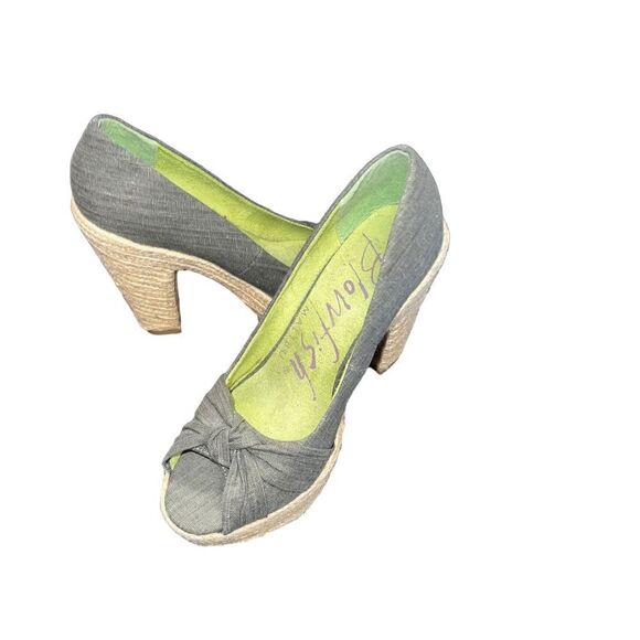 Blowfish wedges career gray with knot accent peep toe Size 9 1/2 - Picture 2 of 9